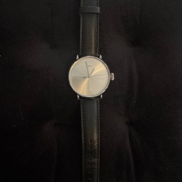 Shinola Canfield Bolt Watch - Picture 2 of 3